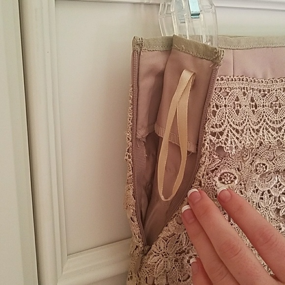 Lace skirt - Picture 4 of 6